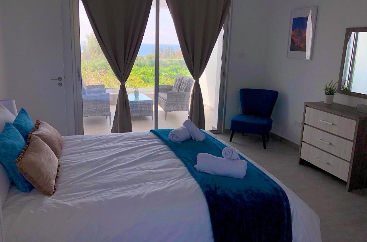 Sophia'S Seaview Luxury Villas Пафос Экстерьер фото