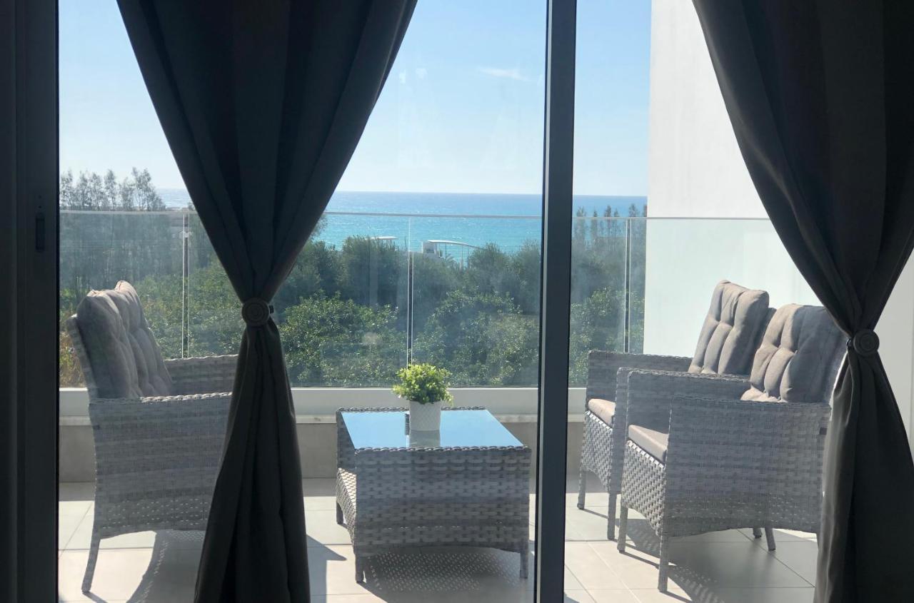 Sophia'S Seaview Luxury Villas Пафос Экстерьер фото