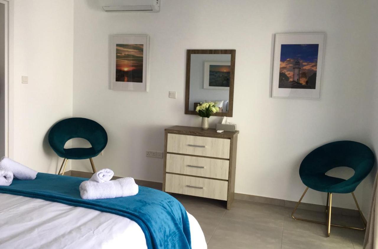 Sophia'S Seaview Luxury Villas Пафос Экстерьер фото