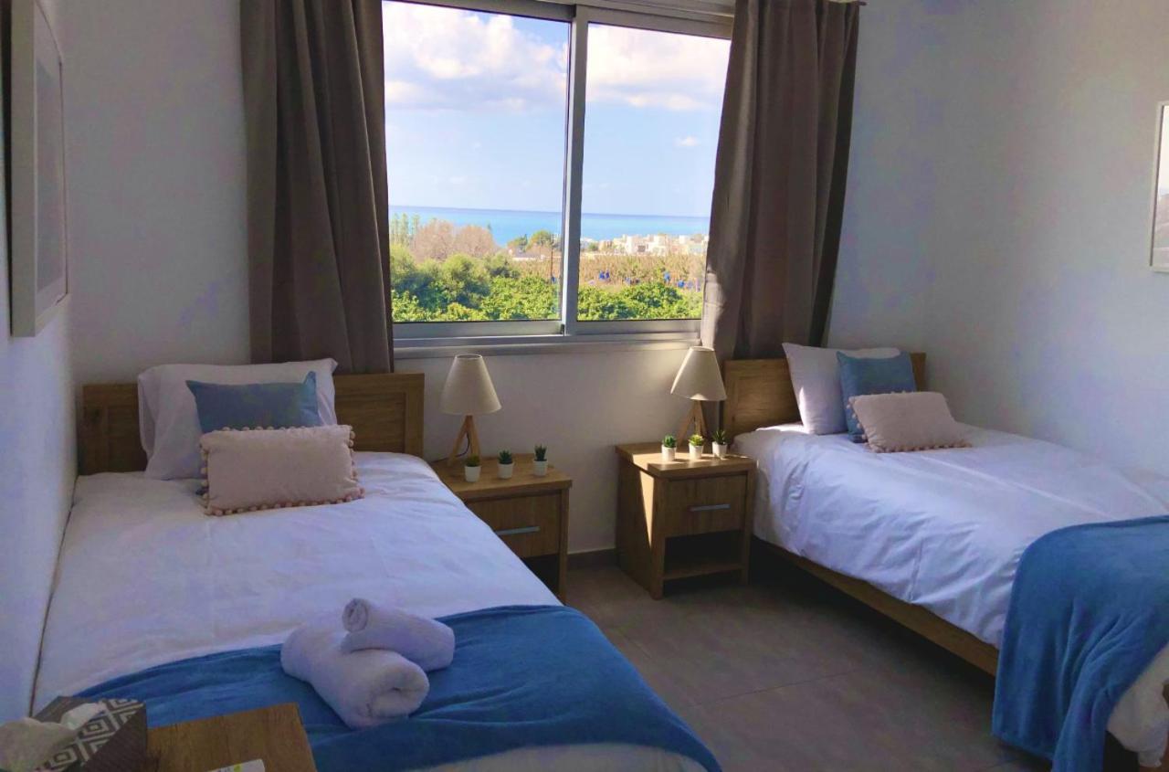 Sophia'S Seaview Luxury Villas Пафос Экстерьер фото