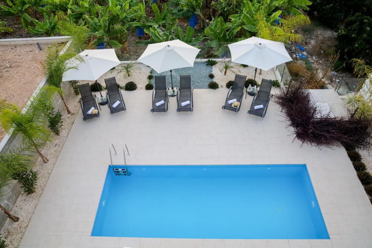 Sophia'S Seaview Luxury Villas Пафос Экстерьер фото